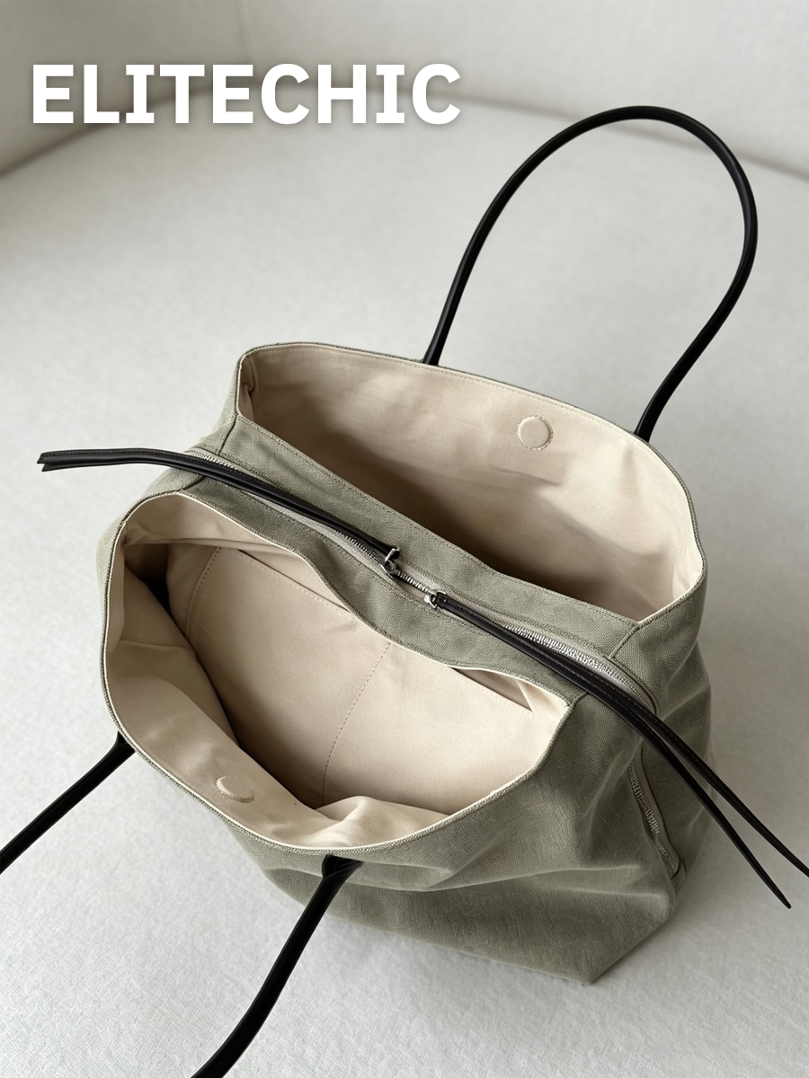 Lớp lót màu kem bên trong túi tote xanh matcha